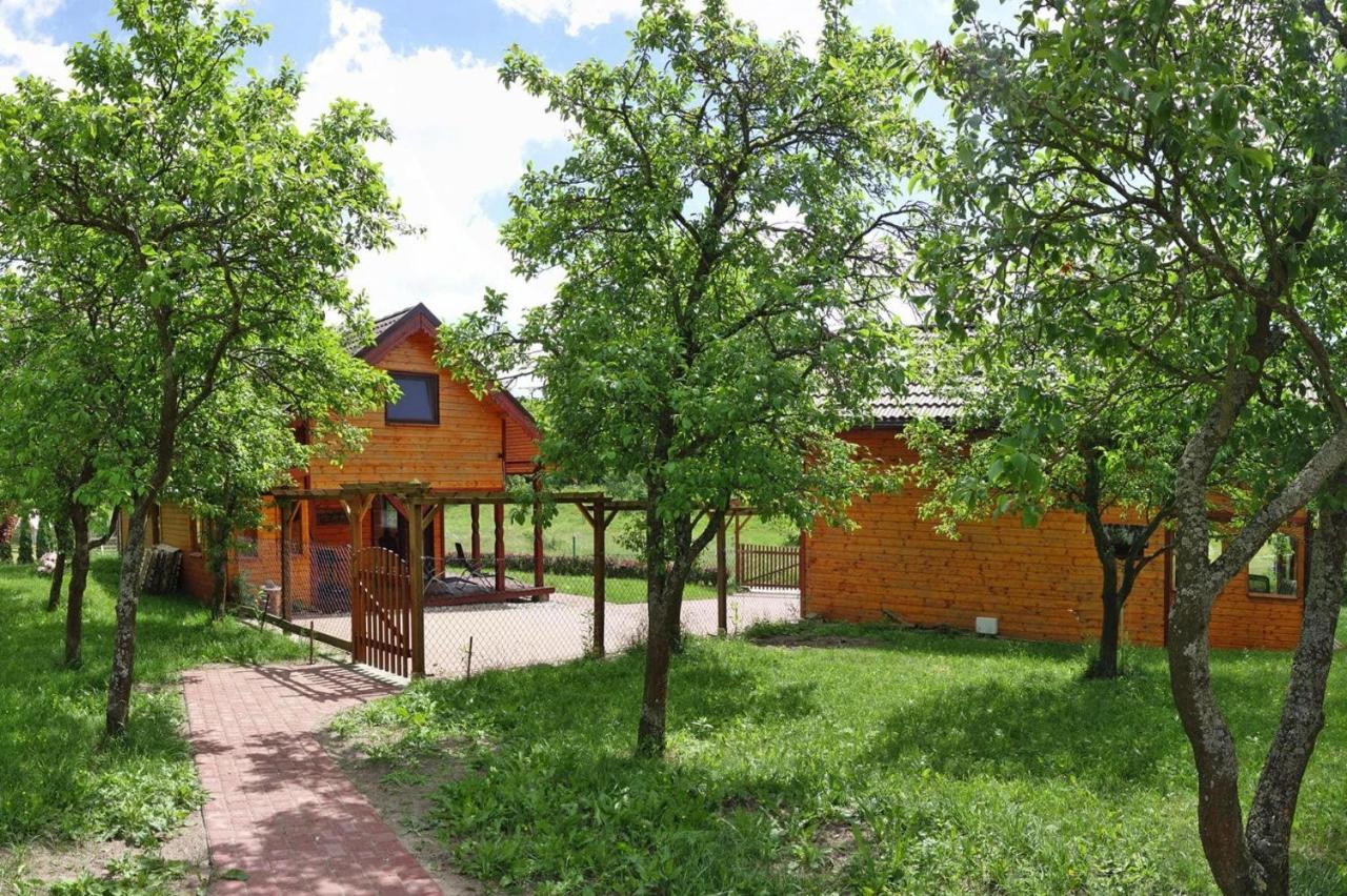 Detached Cottages By The Lake, Lubin Lubin  Luaran gambar